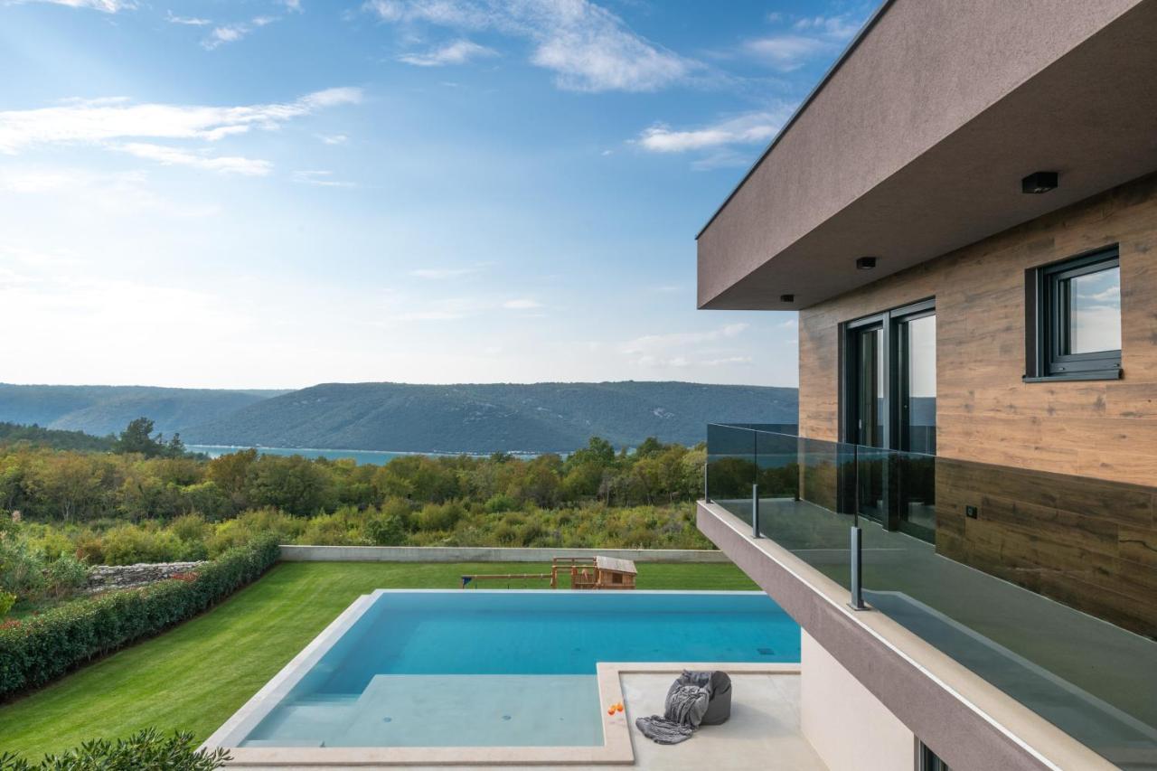 Villa Memory Raša Екстериор снимка