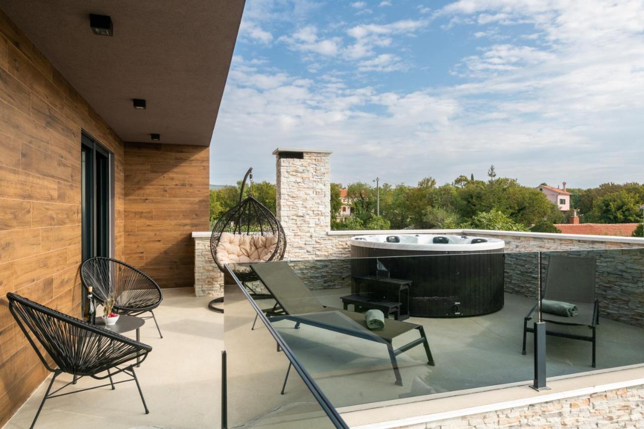 Villa Memory Raša Екстериор снимка